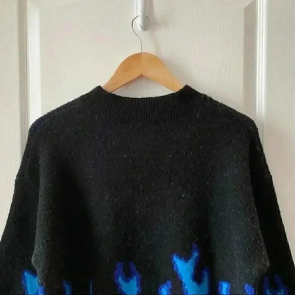 SHEIN Oversized Sweater Crewneck Pullover Flame Print Black Blue Size Small - Picture 7 of 16